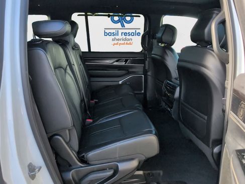 Used 2022 Jeep Wagoneer Series I w/ Convenience Group I image 19