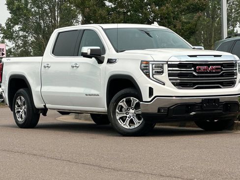 Used 2024 GMC Sierra 1500 SLT AWD/4WD image 2