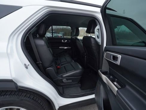 Used 2023 Ford Explorer XLT w/ Equipment Group 202A image 21