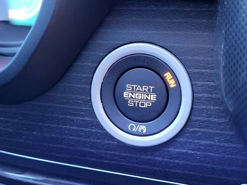 Used 2023 RAM 1500 Limited image 33