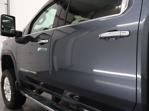 Used 2020 GMC Sierra 2500 Denali w/ Denali Ultimate Package AWD/4WD image 38