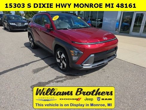 Used 2024 Hyundai Kona Limited image 3