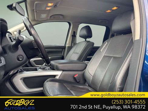 Used 2019 Nissan Titan PRO-4X AWD/4WD image 12