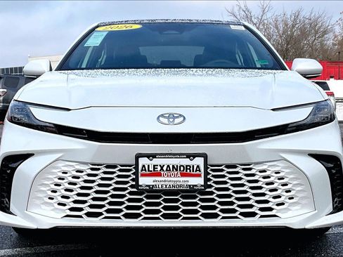 Used 2026 Toyota Camry XSE image 3