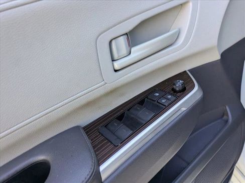 Certified 2021 Toyota Sienna LE image 12