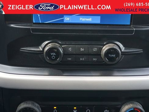Used 2023 Ford F150 XLT w/ XTR Package image 19