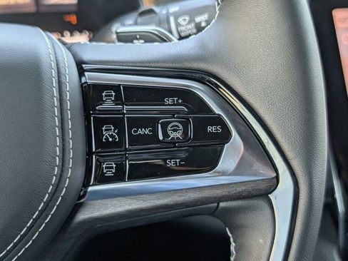 New 2025 Jeep Grand Cherokee L Overland w/ Advanced Protech Group III image 25