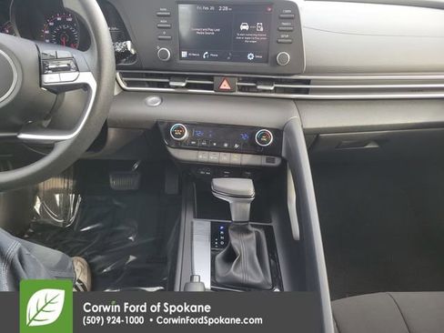 Used 2023 Hyundai Elantra SEL w/ Cargo Package image 26