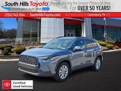 Used 2023 Toyota Corolla Cross LE w/ Moonroof Package