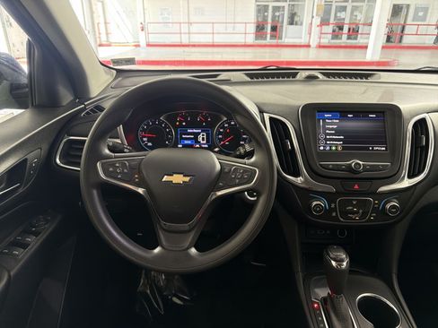 Used 2020 Chevrolet Equinox LT FWD image 16