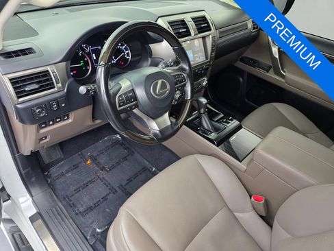 Used 2021 Lexus GX 460 Premium w/ Premium Package AWD/4WD image 11