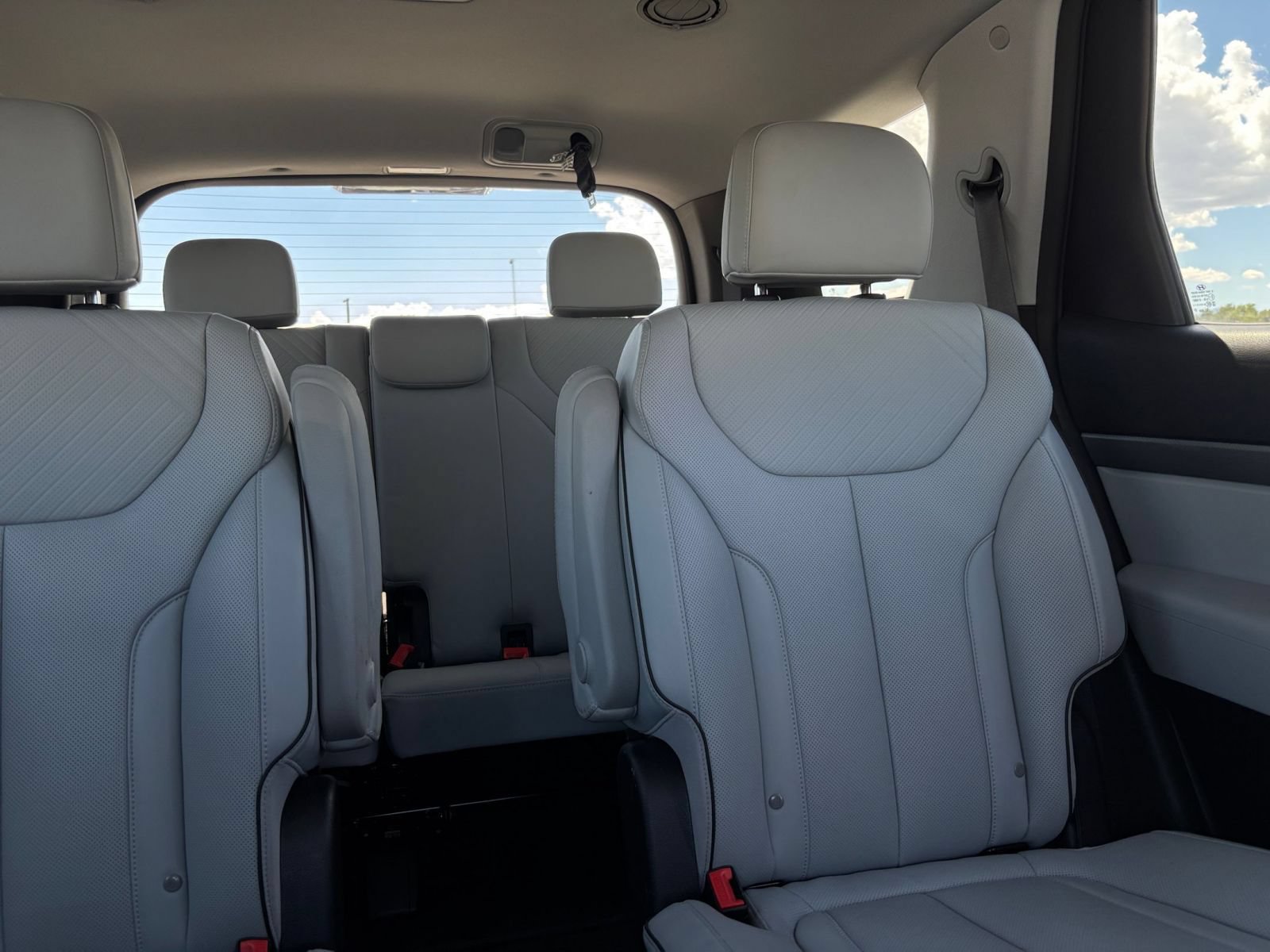 Used 2025 Hyundai Palisade SEL FWD image 40