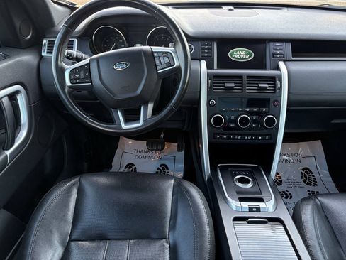 Used 2017 Land Rover Discovery Sport HSE AWD/4WD image 17