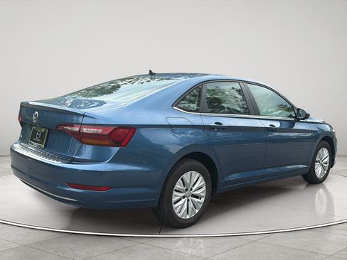 Used 2019 Volkswagen Jetta S w/ Driver Assistance Package FWD image 5