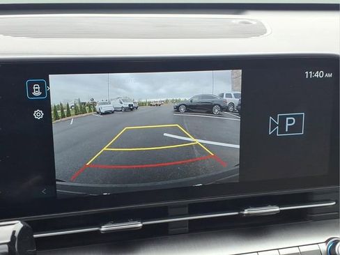Used 2025 Hyundai Kona SEL AWD/4WD image 9