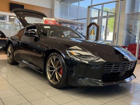 New 2026 Nissan Z Performance RWD image 2