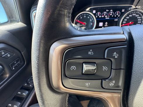 Used 2020 Chevrolet Silverado 1500 High Country w/ Technology Package image 17