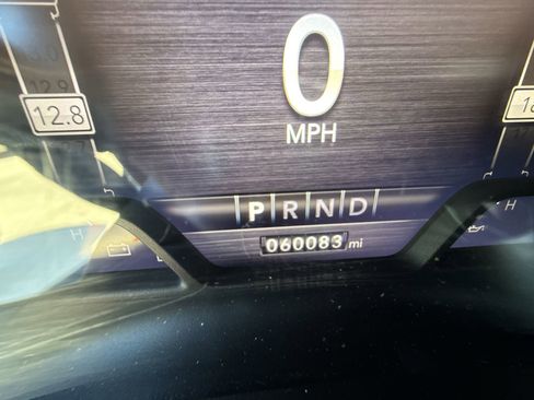 Used 2019 RAM 3500 Laramie image 13