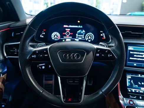 Used 2021 Audi RS 6 AWD/4WD image 5