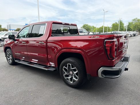 Used 2023 GMC Sierra 1500 SLT w/ SLT Premium Package AWD/4WD image 8
