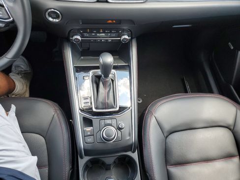 Certified 2025 MAZDA CX-5 Carbon Edition AWD/4WD image 32