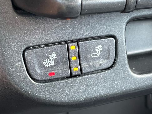 Used 2019 Chevrolet Colorado Z71 AWD/4WD image 8