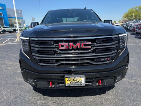Used 2026 GMC Sierra 1500 AT4 w/ AT4 Premium Package AWD/4WD image 8