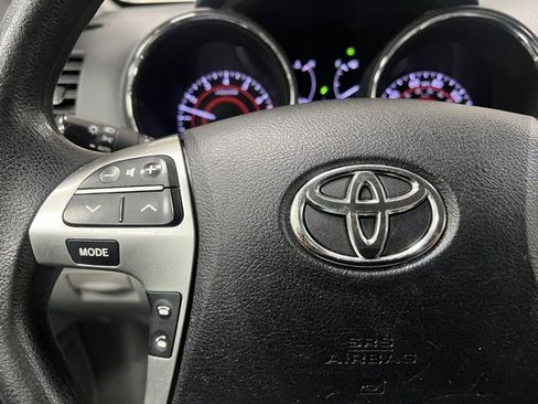 Used 2013 Toyota Highlander Plus image 32