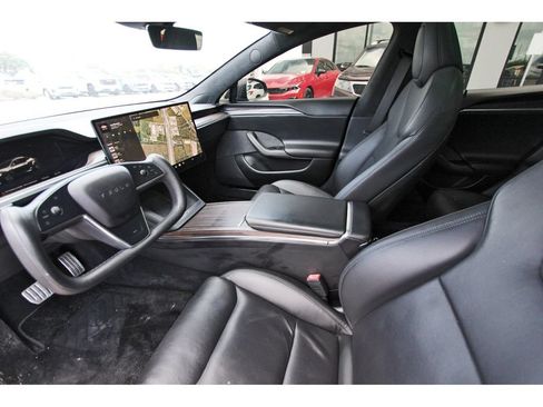 Used 2022 Tesla Model S AWD/4WD image 27