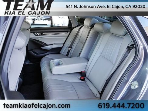 Used 2020 Honda Accord Touring image 16
