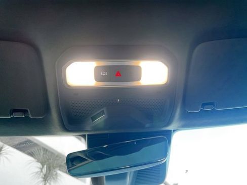 Used 2022 Rivian R1T Adventure image 20