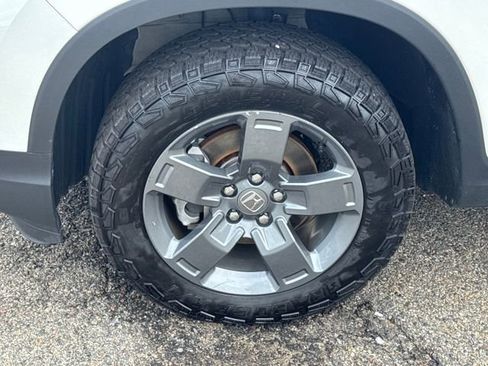 Certified 2024 Honda Ridgeline TrailSport image 2