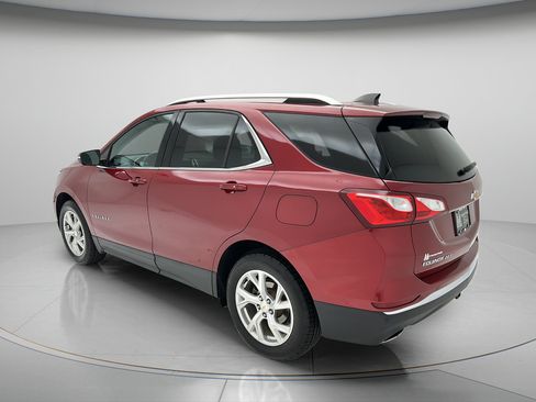 Used 2018 Chevrolet Equinox LT w/ Sun & Infotainment Package AWD/4WD image 4