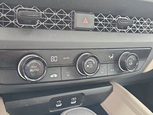 Certified 2024 Honda Accord LX image 17