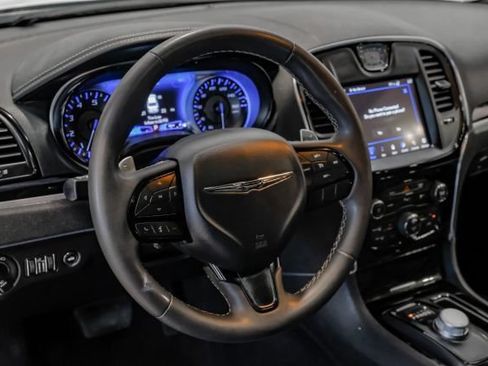 Used 2022 Chrysler 300 S w/ Comfort Group RWD image 23