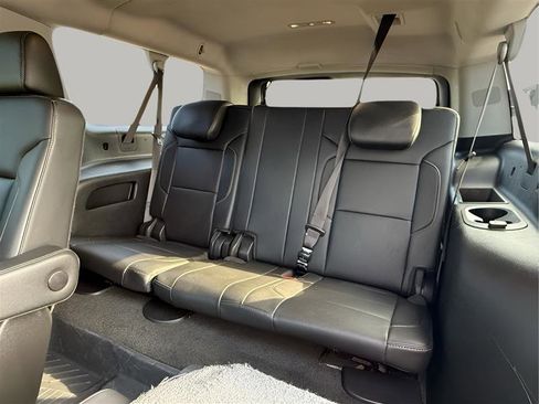 Used 2018 GMC Yukon XL SLT image 30