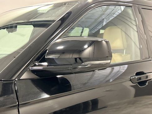 Used 2023 Jeep Grand Cherokee L Summit AWD/4WD image 12