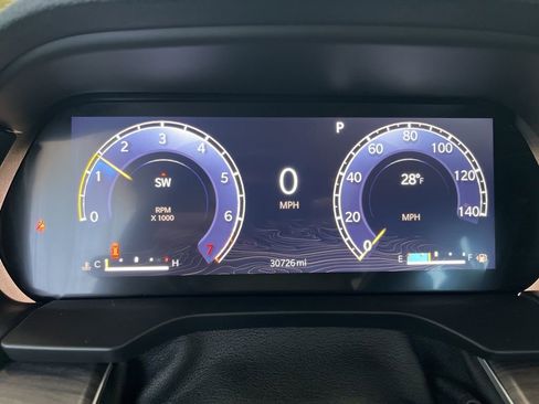 Used 2023 Jeep Grand Cherokee Limited image 8