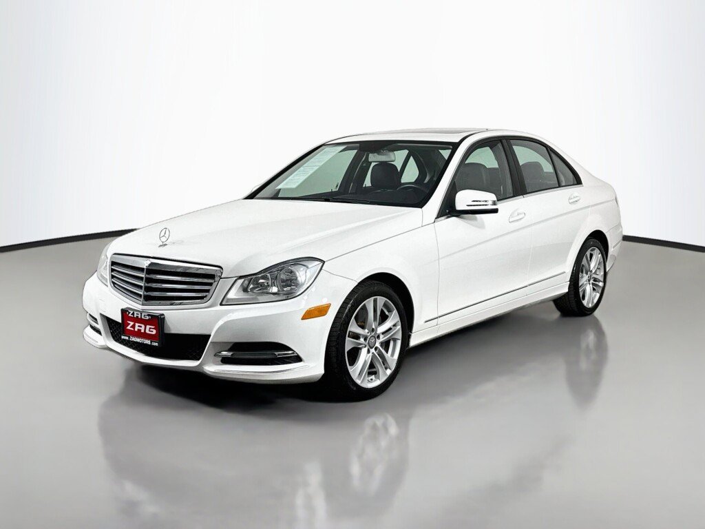 Used 2014 Mercedes-Benz C 300 4MATIC Sedan image 1