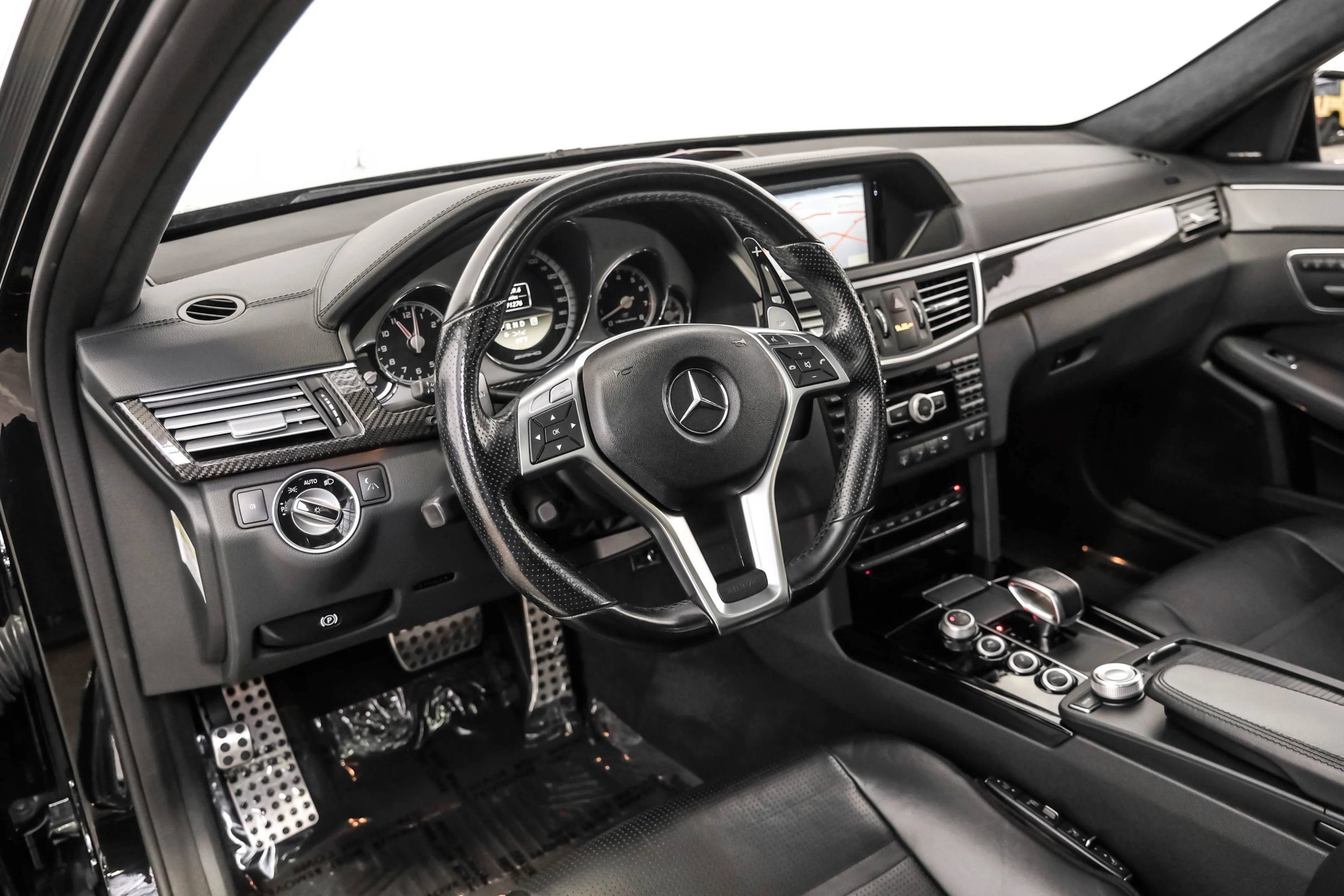 Used 2012 Mercedes-Benz E 63 AMG Sedan image 10