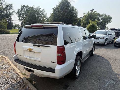 Used 2012 Chevrolet Suburban LT AWD/4WD image 7