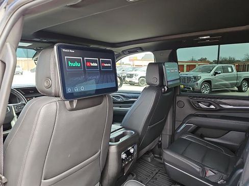 Certified 2023 GMC Yukon Denali w/ Denali Reserve Package image 9