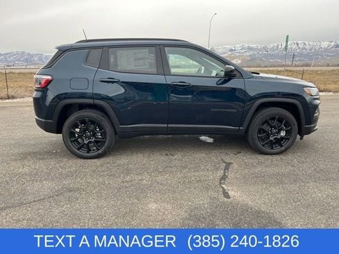 New 2026 Jeep Compass Latitude image 2