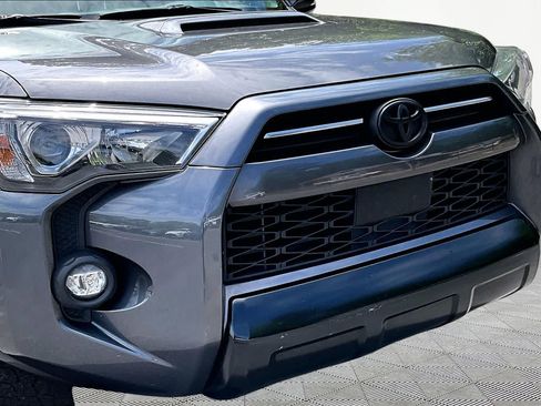 Certified 2021 Toyota 4Runner TRD Off-Road Premium AWD/4WD image 29