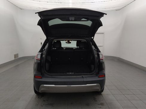 Used 2020 Jeep Cherokee Limited FWD image 29