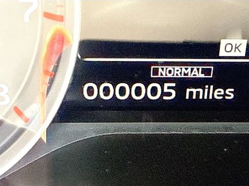 New 2026 Mitsubishi Outlander ES FWD image 12