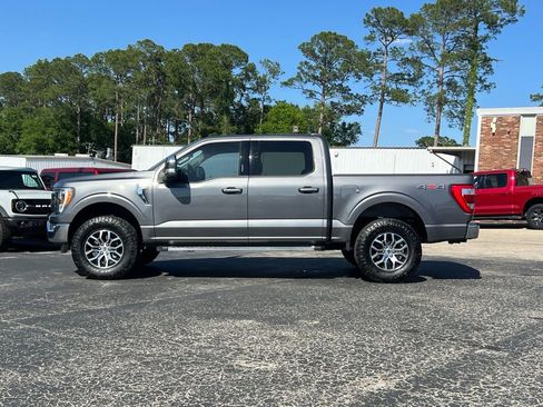 Used 2022 Ford F150 Lariat w/ Trailer Tow Package image 2
