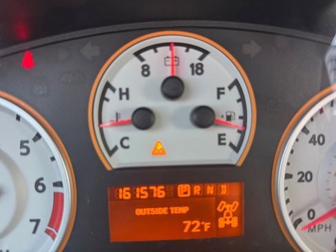 Used 2013 Nissan Titan PRO-4X w/ Pro-4x Luxury Pkg image 11