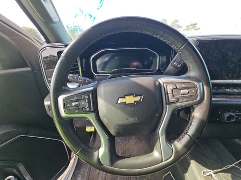 Used 2024 Chevrolet Silverado 1500 LT w/ Protection Package image 7