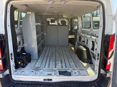 Used 2018 Ford Transit 350 XLT RWD image 11